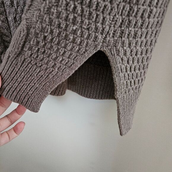 GAP Sweater Crewneck Boyfriend Cable Knit Mushroom Brown Casual Comfy Neutral - Picture 4 of 10